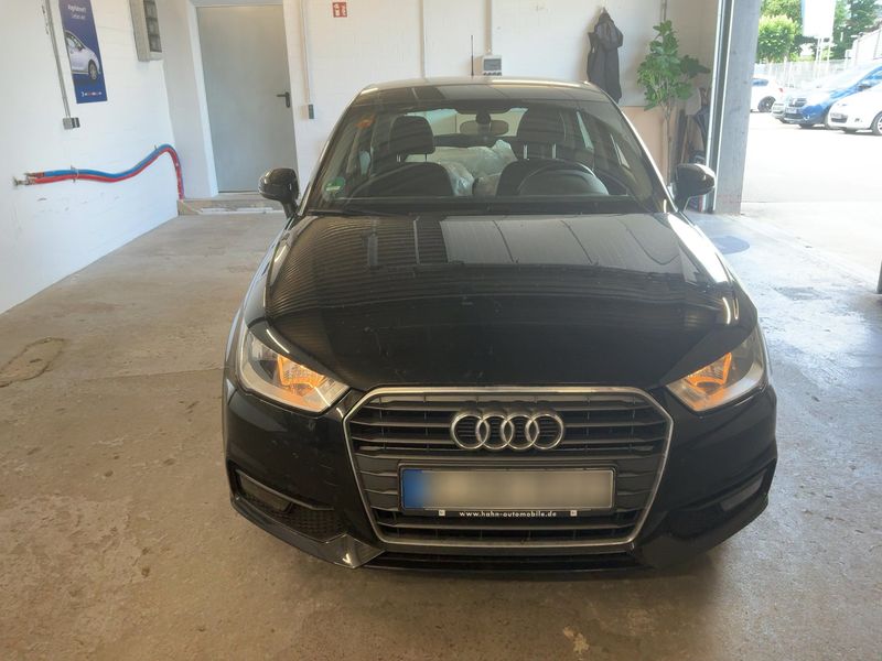 Audi A1 Sportback 1.0 TFSI 2016 – снимка 14
