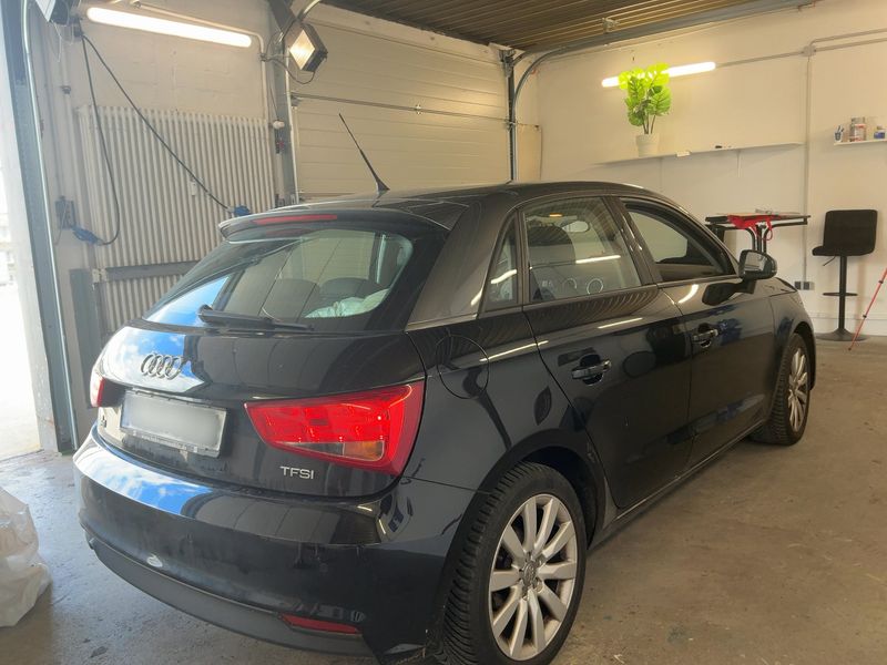 Audi A1 Sportback 1.0 TFSI 2016 – снимка 8