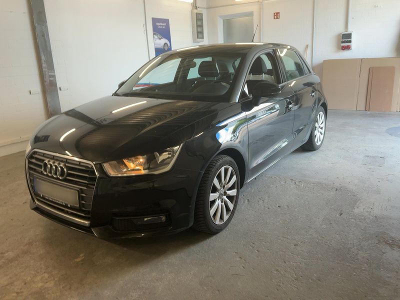 Audi A1 Sportback 1.0 TFSI 2016 – снимка 2