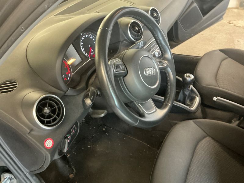 Audi A1 Sportback 1.0 TFSI 2016 – снимка 35