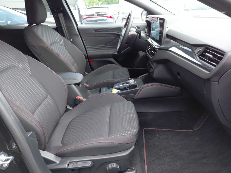 Ford Focus 1.5 TDCi EcoBlue ST-Line X 2024 – снимка 10
