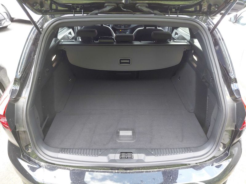 Ford Focus 1.5 TDCi EcoBlue ST-Line X 2024 – снимка 9