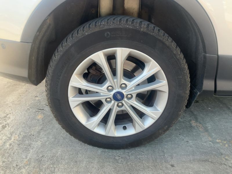 Ford Kuga 2.0 TDCi Executive 2018 – снимка 9