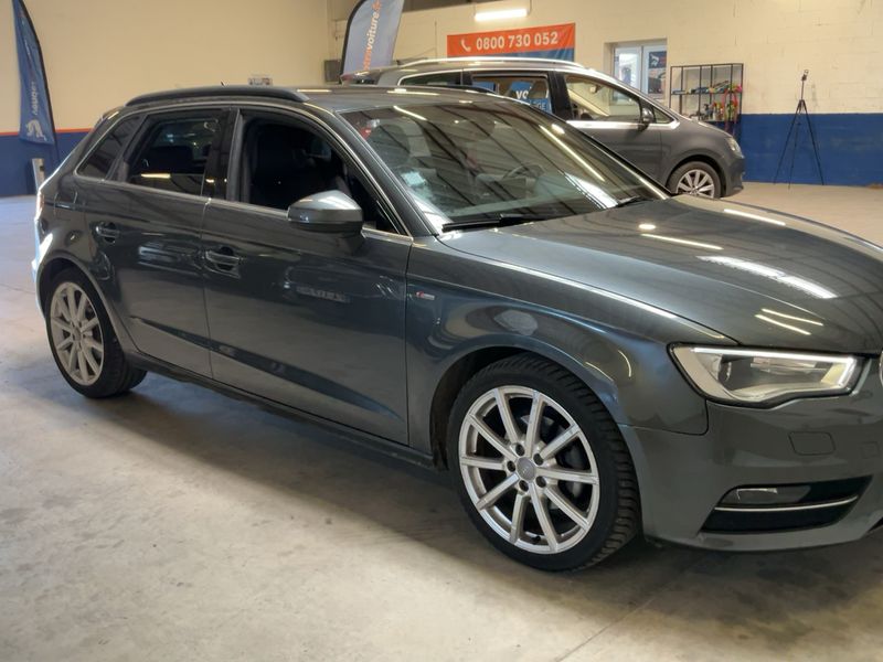 Audi A3 Sportback 1.6 TDI S line Sportpaket 2014 – снимка 12
