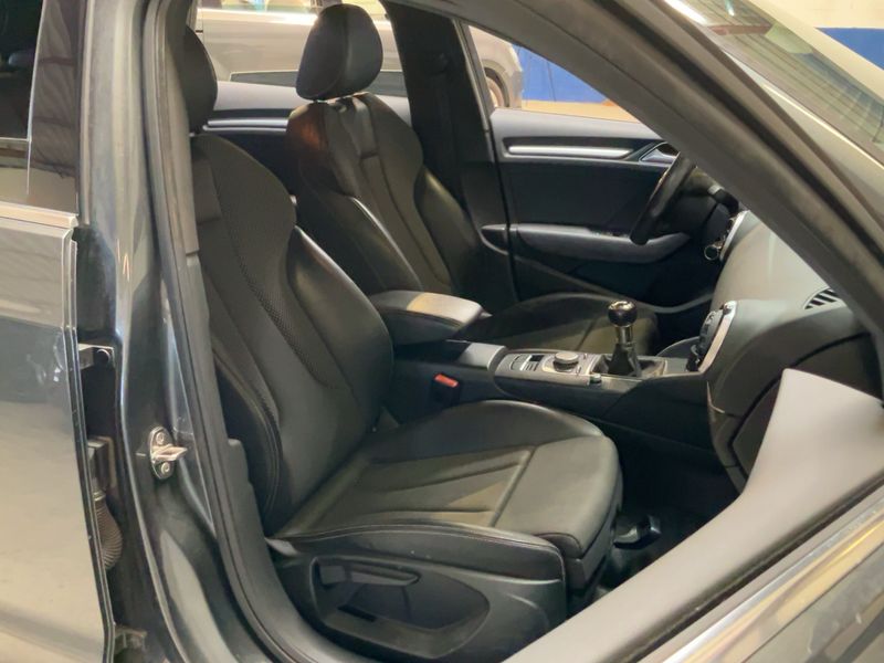 Audi A3 Sportback 1.6 TDI S line Sportpaket 2014 – снимка 16