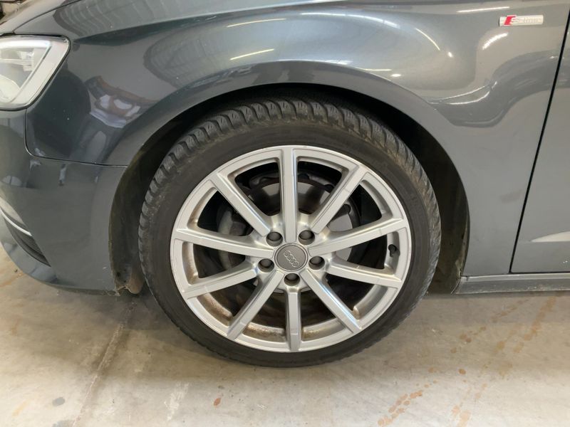 Audi A3 Sportback 1.6 TDI S line Sportpaket 2014 – снимка 3