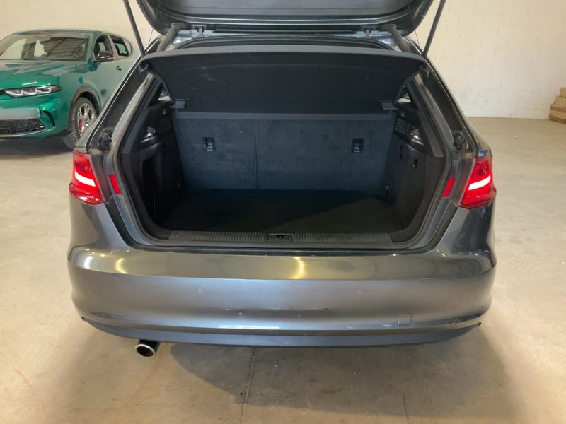 Audi A3 Sportback 1.6 TDI S line Sportpaket 2014 – снимка 15