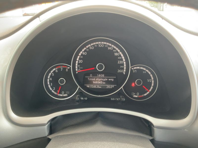 Volkswagen Beetle 1.4 TSI Cup 2014 – снимка 18