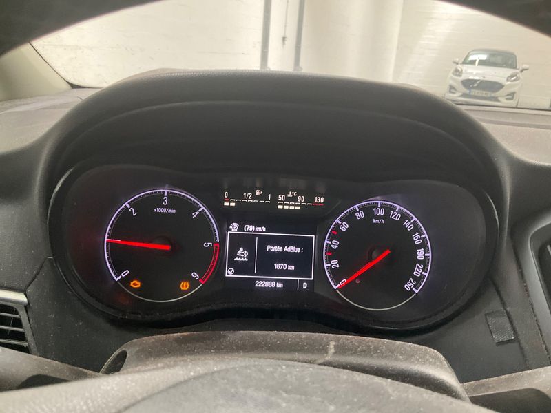 Opel Zafira Tourer 2.0 CDTI Active 2017 – снимка 18