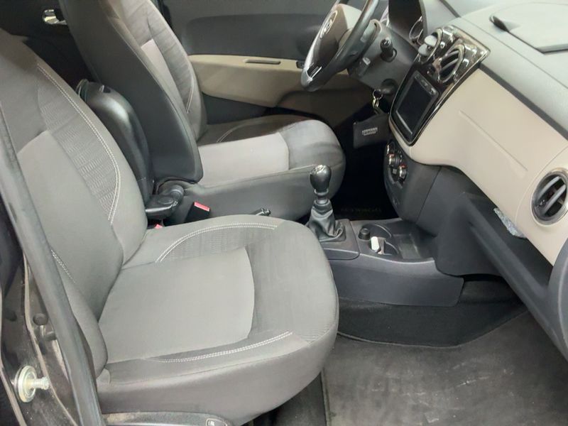 Dacia Lodgy 1.5 dCi Diesel Prestige 2013 – снимка 16