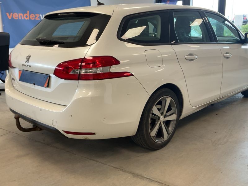 Peugeot 308 1.5 Blue-HDi Active 2019 – снимка 8
