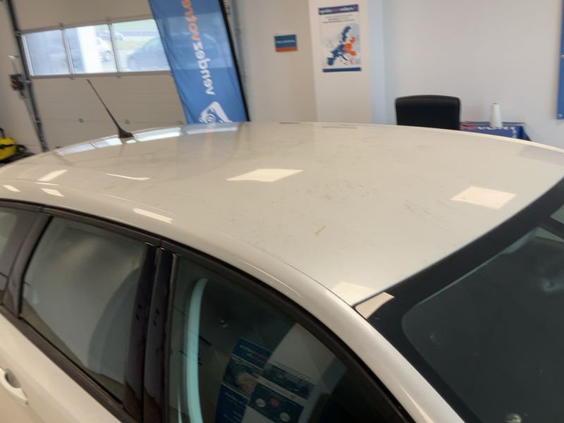 Peugeot 308 1.5 Blue-HDi Active 2019 – снимка 13