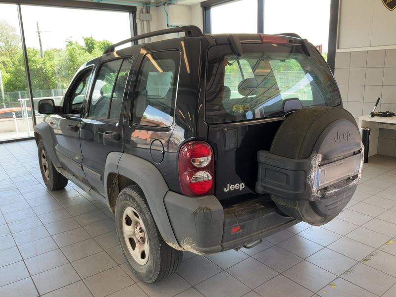 Jeep Cherokee 2.8 CRD Limited 2007 – снимка 6