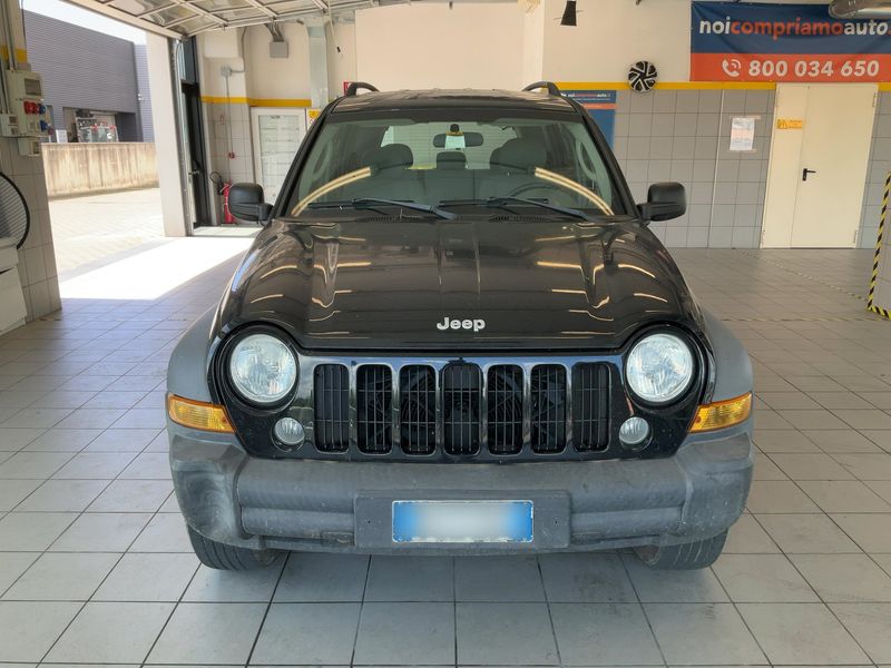 Jeep Cherokee 2.8 CRD Limited 2007 – снимка 14