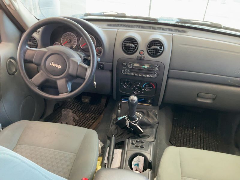 Jeep Cherokee 2.8 CRD Limited 2007 – снимка 17