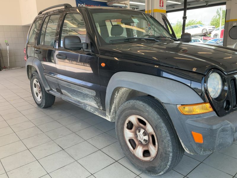 Jeep Cherokee 2.8 CRD Limited 2007 – снимка 12