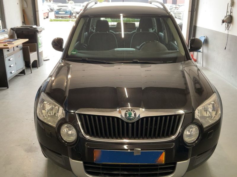 Skoda Yeti 1.2 TSI Ambition 2012 – снимка 14