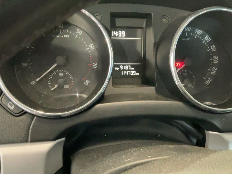 Skoda Yeti 1.2 TSI Ambition 2012 – снимка 18