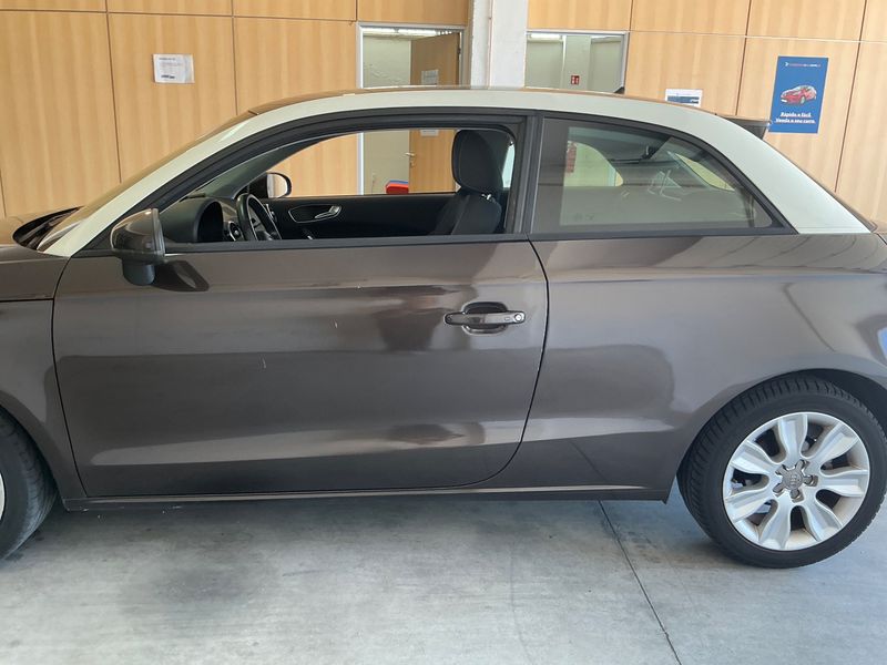 Audi A1 1.6 TDI Ambition 2012 – снимка 4