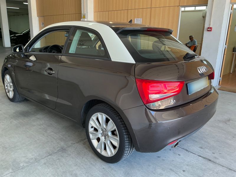 Audi A1 1.6 TDI Ambition 2012 – снимка 6