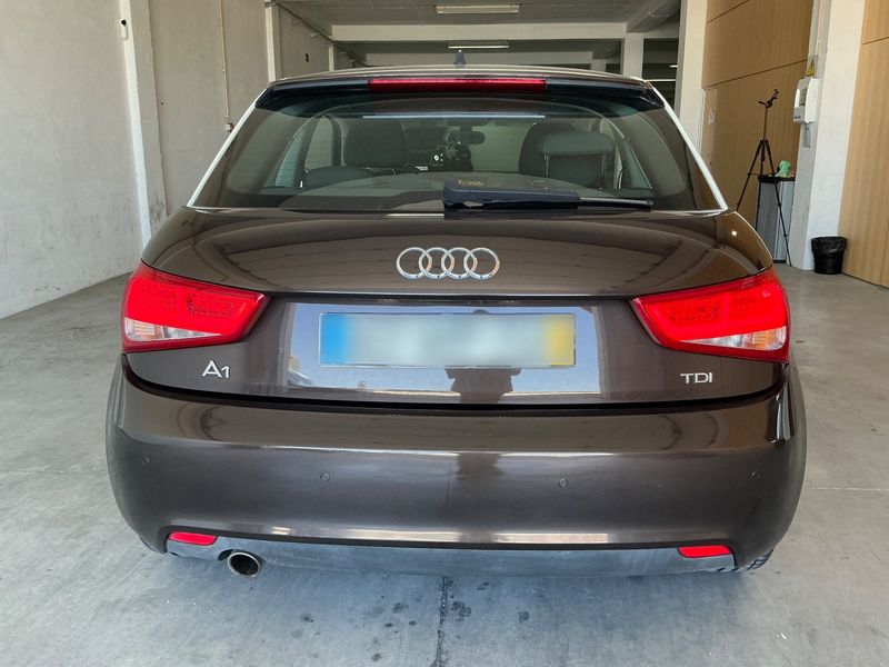 Audi A1 1.6 TDI Ambition 2012 – снимка 7