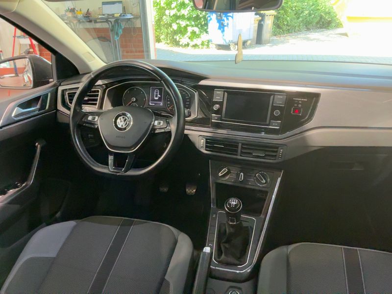 Volkswagen Polo 1.6 TDI Highline 2019 – снимка 18