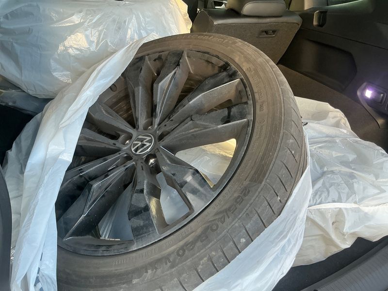 Volkswagen Tiguan Allspace 2.0 TSI R-Line 4Motion 2024 – снимка 15