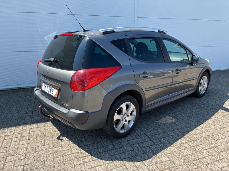 Peugeot 207 1.6 Escapade 2008 – снимка 5