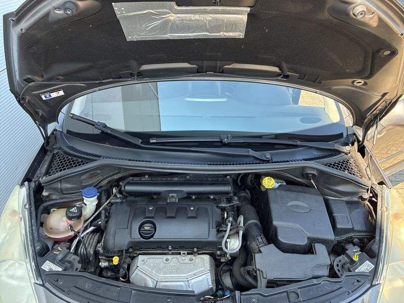 Peugeot 207 1.6 Escapade 2008 – снимка 8