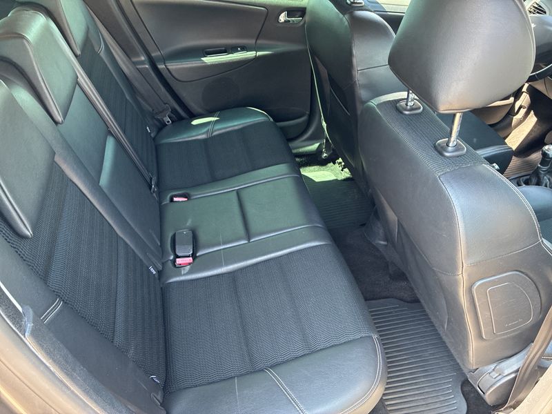 Peugeot 207 1.6 Escapade 2008 – снимка 13
