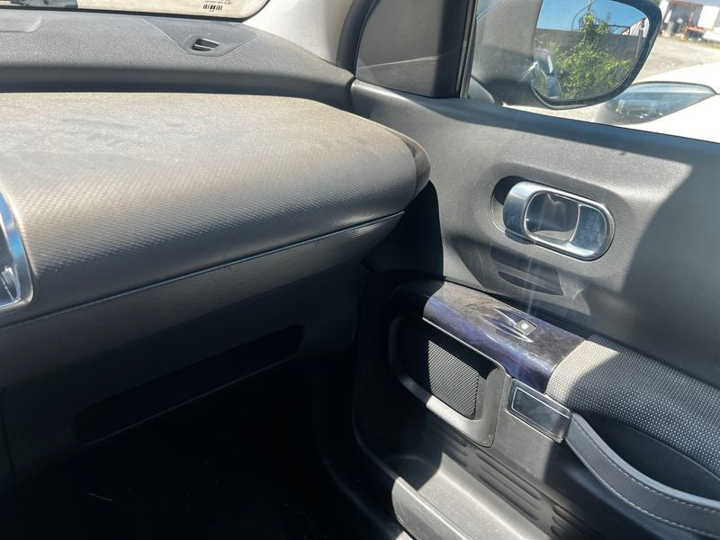 Citroen C4 Cactus 1.6 Blue-HDi Shine 2016 – снимка 37