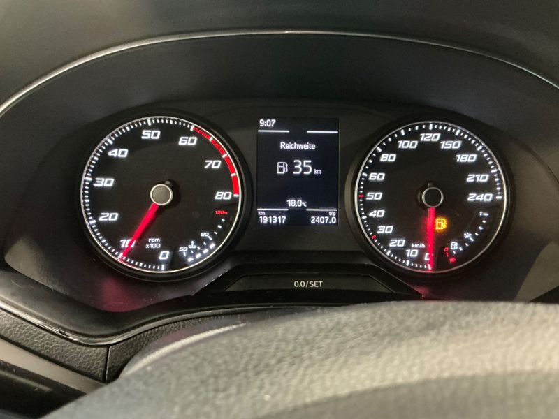Seat Ibiza 1.0 TSI Style 2018 – снимка 19