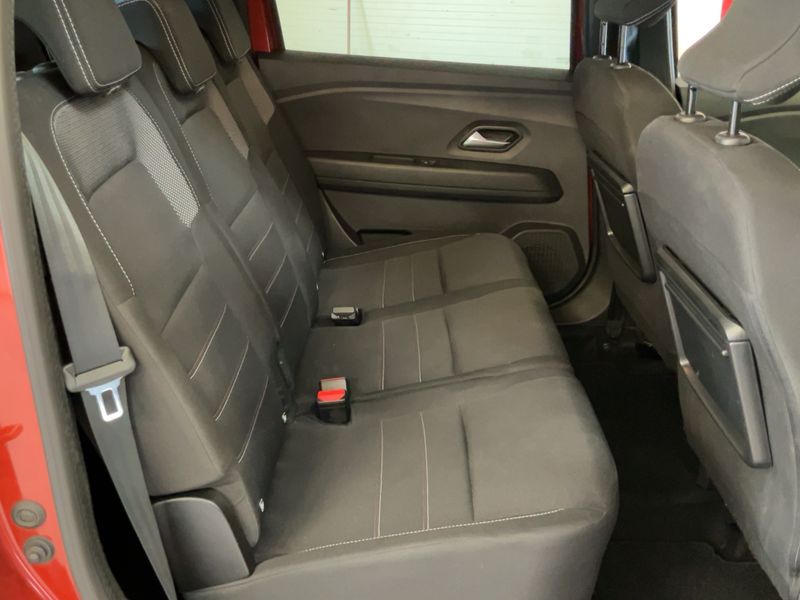 Dacia Jogger 1.0 TCe LPG Extreme+ 2022 – снимка 19