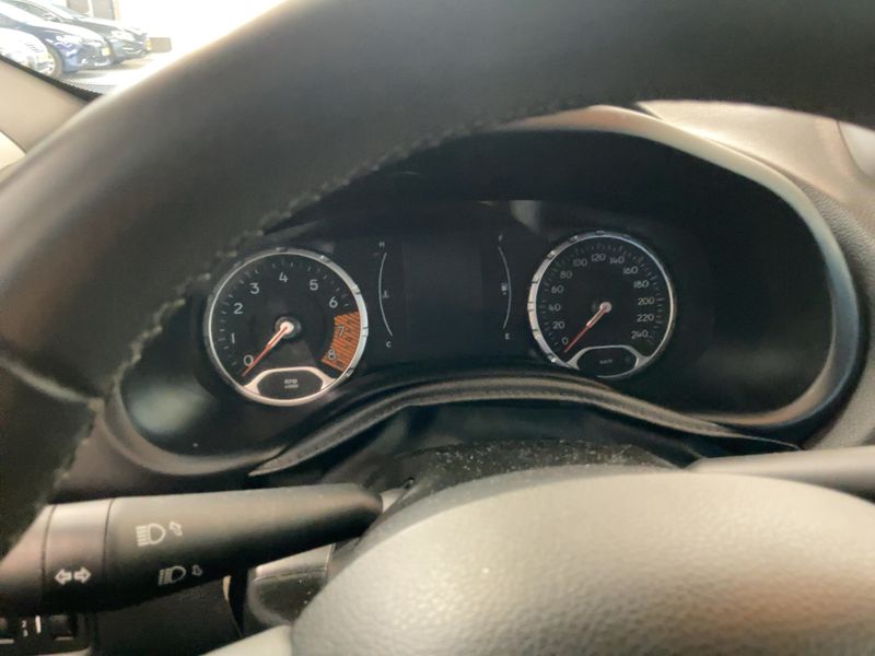 Jeep Renegade 1.0 TGDi Longitude 4x2 2019 – снимка 18
