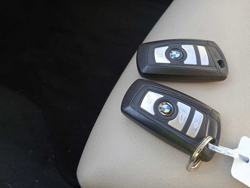 BMW 5er 530d xDrive 2011 – снимка 17
