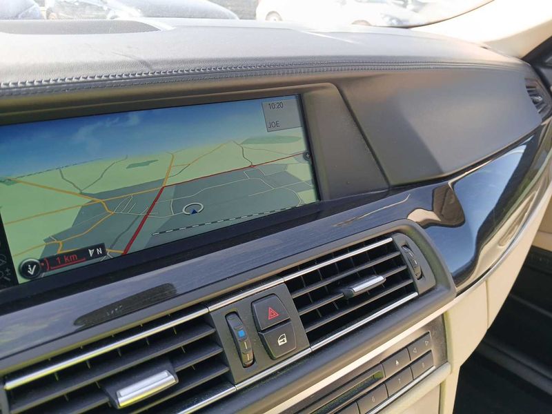 BMW 5er 530d xDrive 2011 – снимка 13