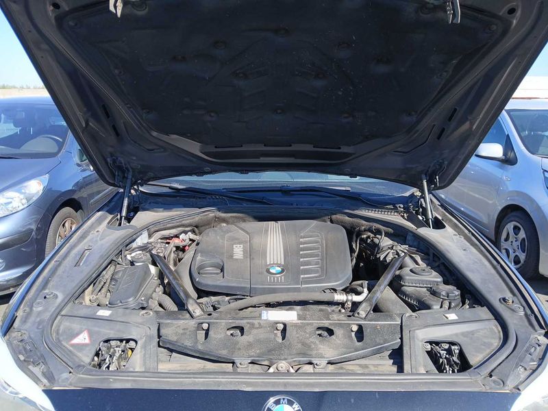 BMW 5er 530d xDrive 2011 – снимка 8