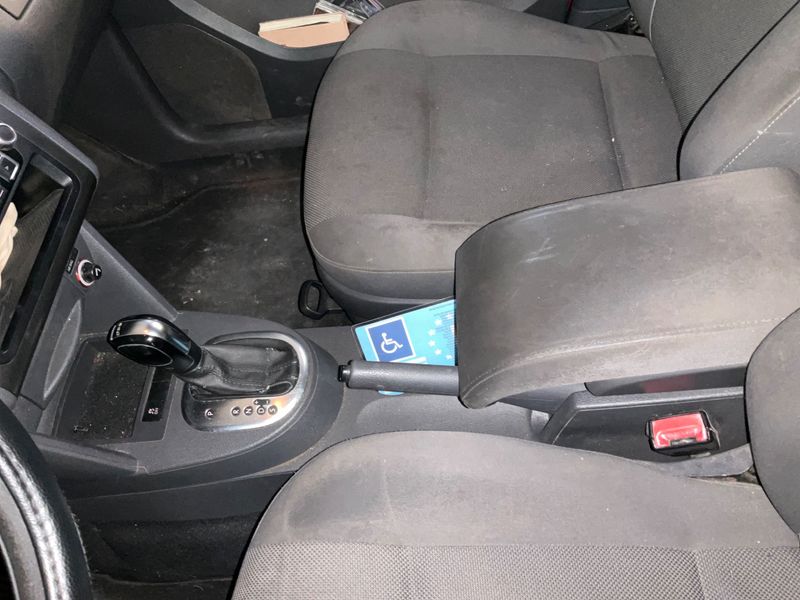 Volkswagen Caddy 1.6 TDI Maxi Trendline 2011 – снимка на щета 47
