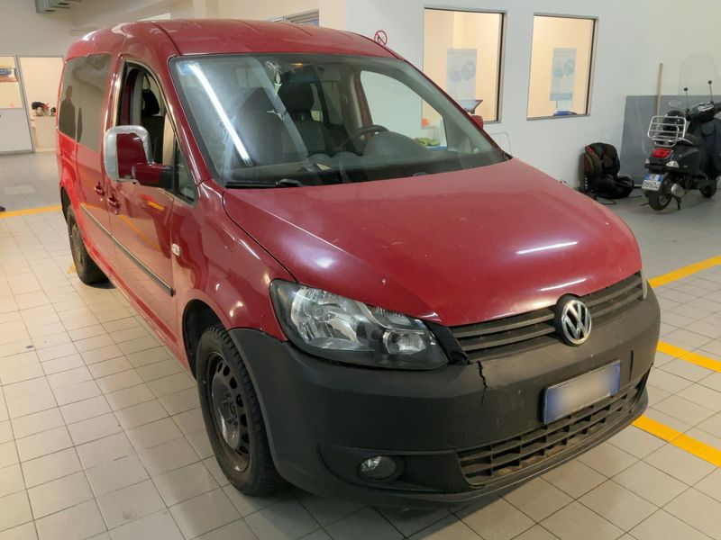 Volkswagen Caddy 1.6 TDI Maxi Trendline 2011 – снимка на щета 12