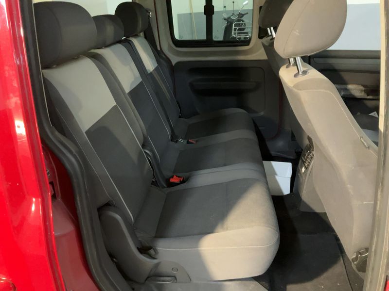 Volkswagen Caddy 1.6 TDI Maxi Trendline 2011 – снимка 19