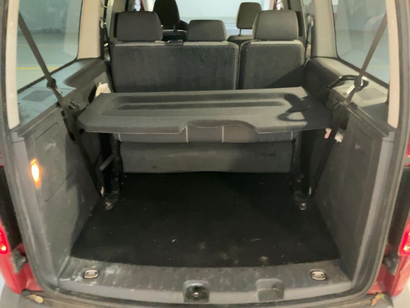 Volkswagen Caddy 1.6 TDI Maxi Trendline 2011 – снимка 15