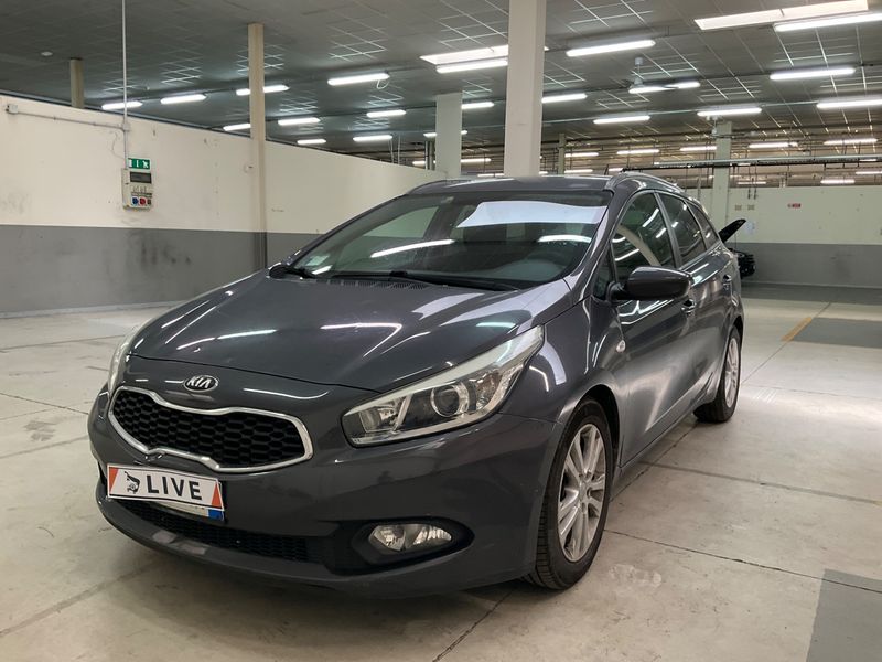 Kia cee'd 1.6 CRDi SW Cool 2012 – снимка 1
