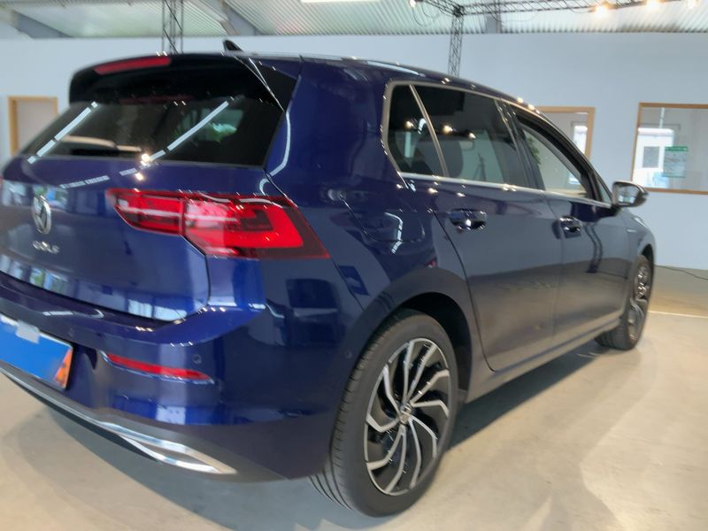 Volkswagen Golf VIII 2.0 TDI Style 2022 – снимка 8