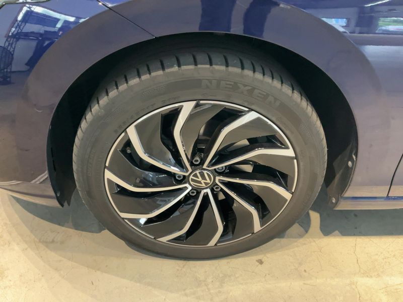 Volkswagen Golf VIII 2.0 TDI Style 2022 – снимка 3