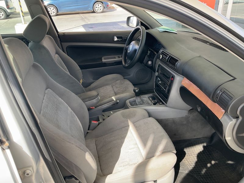 Volkswagen Passat 1.9 TDI Trendline 2000 – снимка 3