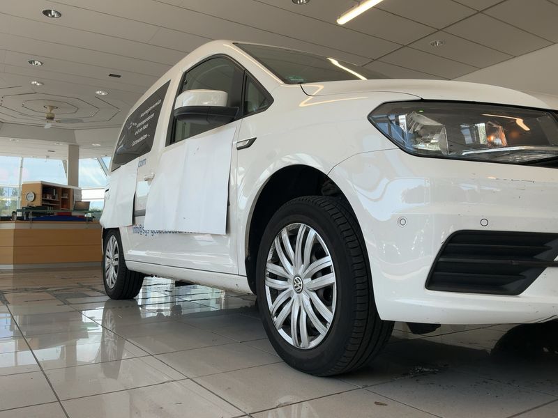 Volkswagen Caddy 1.4 TSI Trendline BlueMotion Tech 2018 – снимка 12