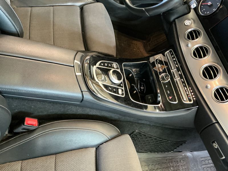 Mercedes-Benz E-Klasse E 220 d Avantgarde 2018 – снимка 27