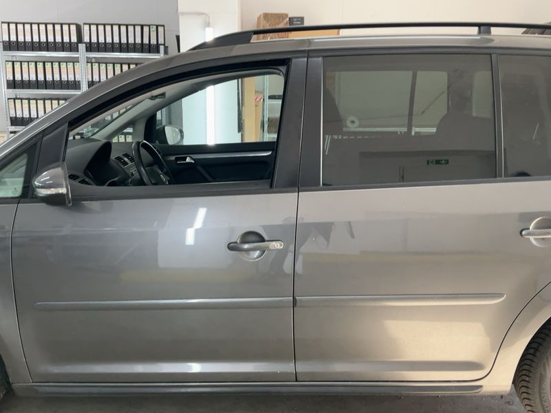 Volkswagen Touran 1.4 TSI Comfortline 2011 – снимка 4