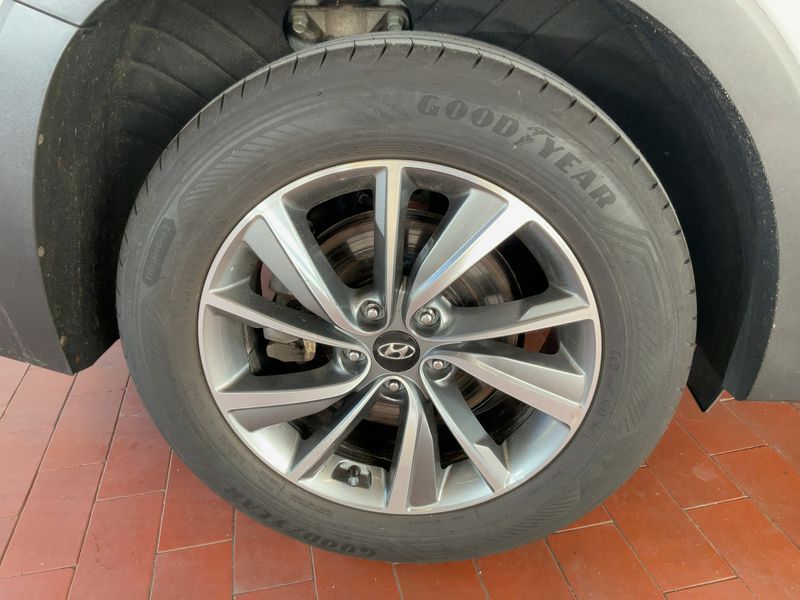 Hyundai Santa Fe 2.2 CRDi Style 2WD 2019 – снимка 9