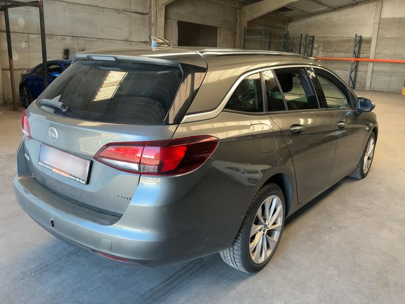 Opel Astra 1.6 CDTI DPF Innovation 2017 – снимка 8